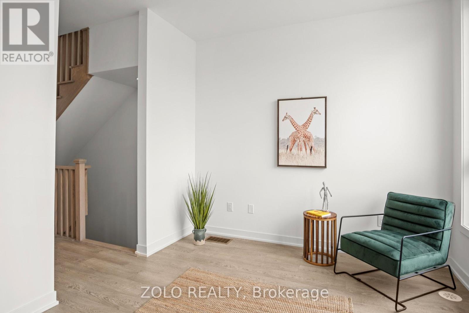 Property at 30 DEEP ROOTS TERRACE image 5