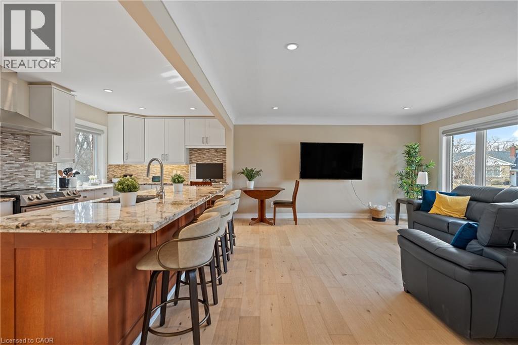 28 Dale Avenue, Hamilton, Ontario  L8G 3L9 - Photo 10 - 40765312