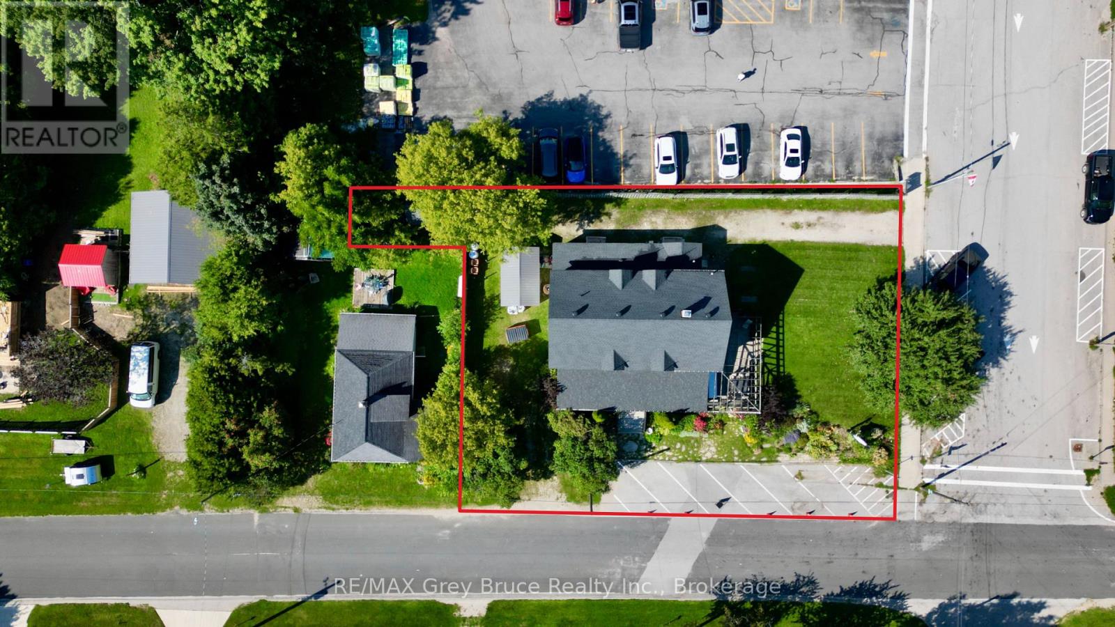 8 Helen Street, Northern Bruce Peninsula, Ontario  N0H 1W0 - Photo 35 - X12378159