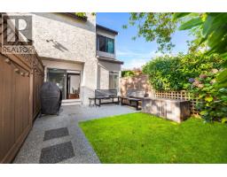 24 230 W 14th Street, North Vancouver, Ca