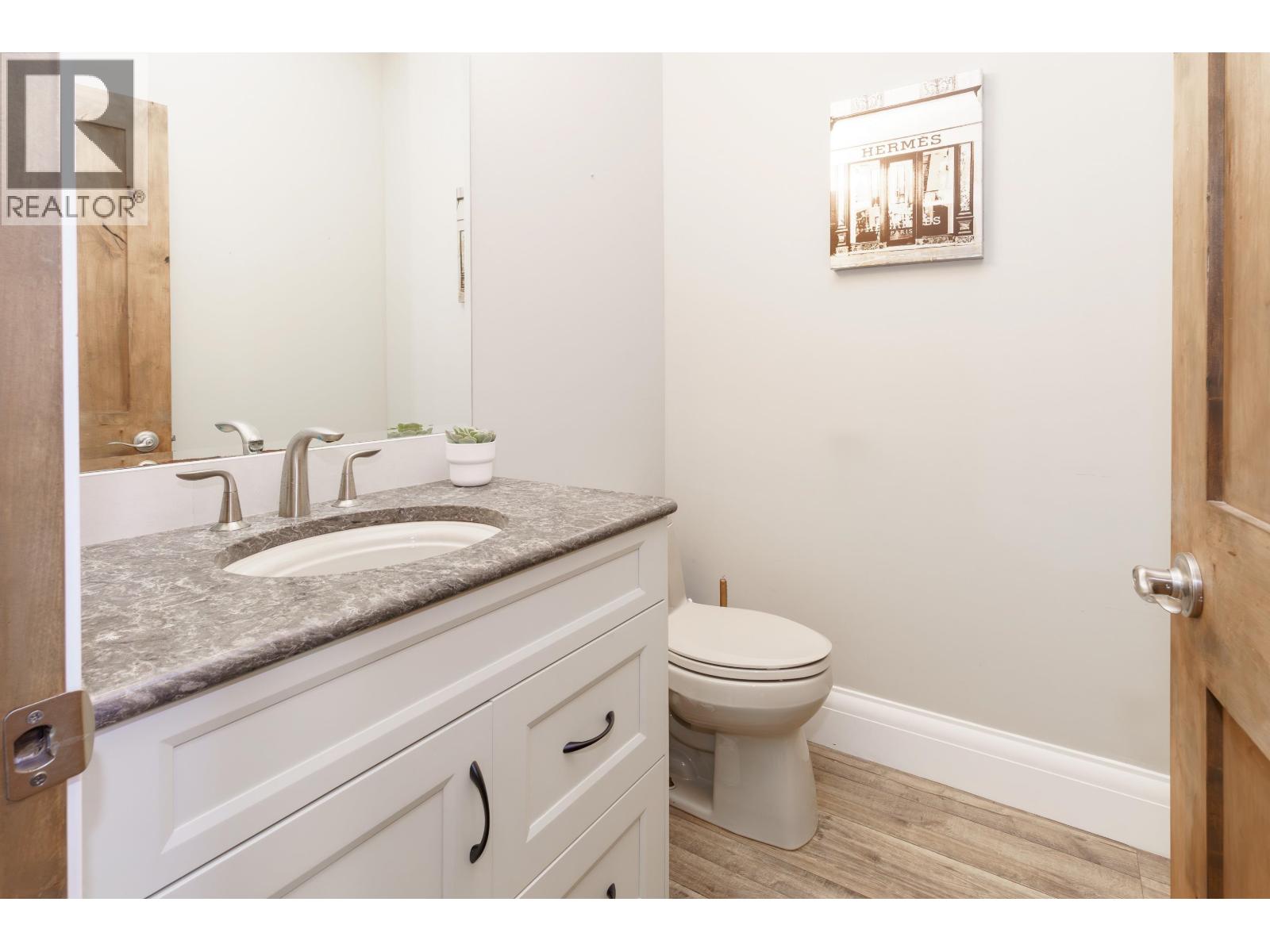 1055 Charland Avenue, Coquitlam, British Columbia  V3K 3K8 - Photo 13 - R3042933