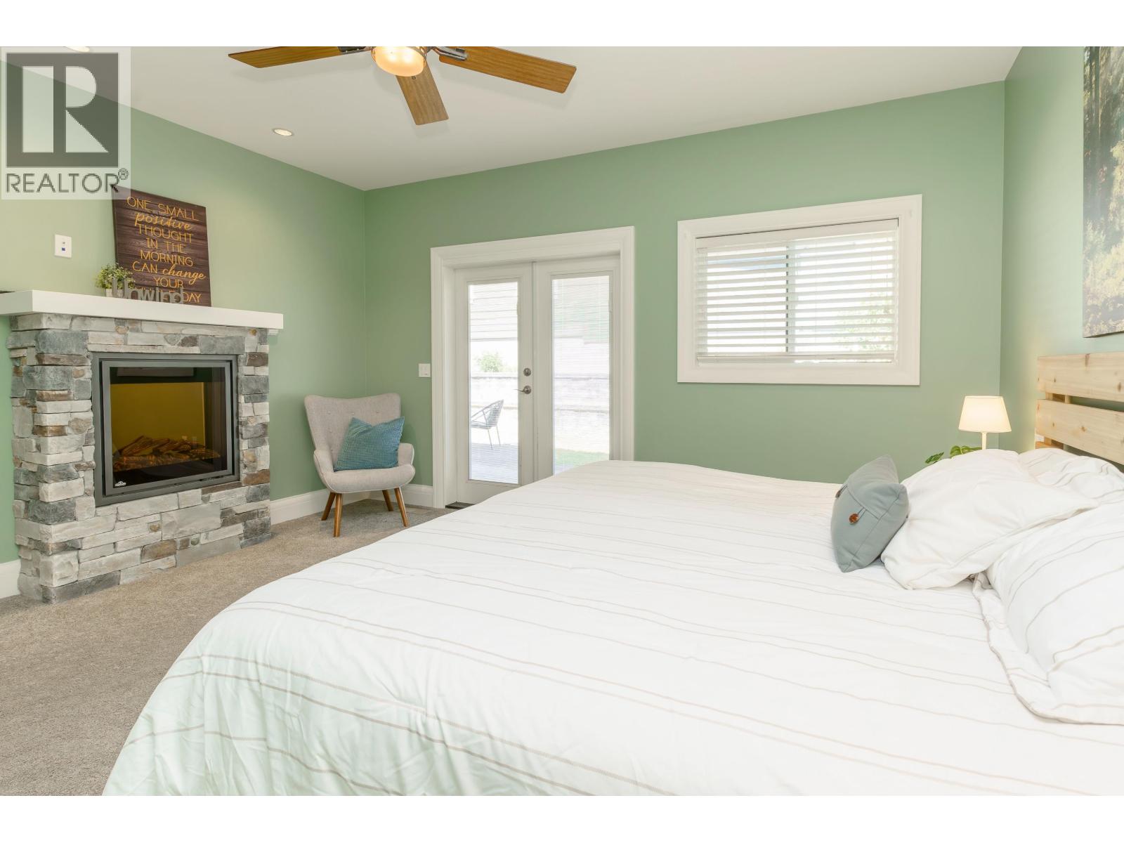 1055 Charland Avenue, Coquitlam, British Columbia  V3K 3K8 - Photo 17 - R3042933