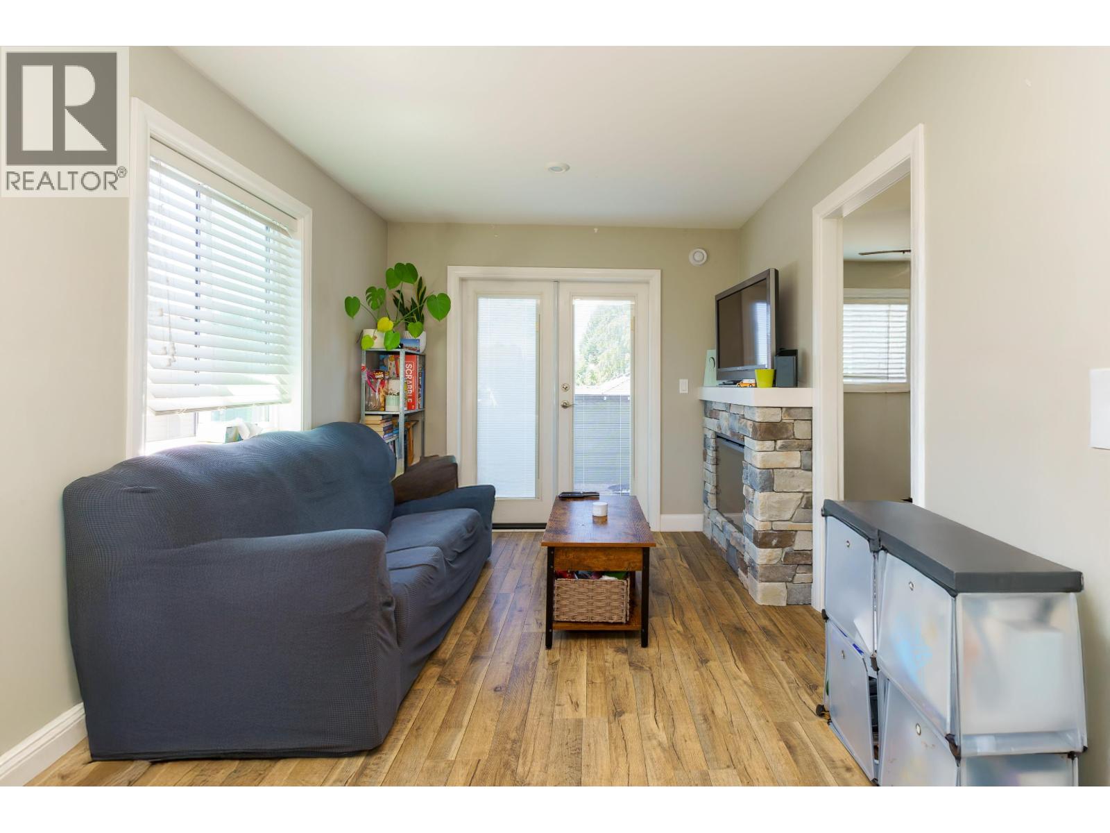 1055 Charland Avenue, Coquitlam, British Columbia  V3K 3K8 - Photo 37 - R3042933