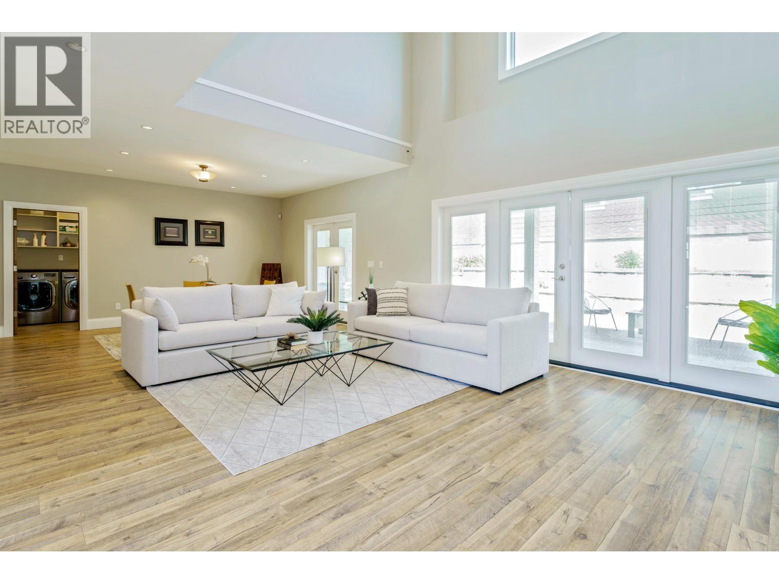 Property at 1055 CHARLAND AVENUE image 4