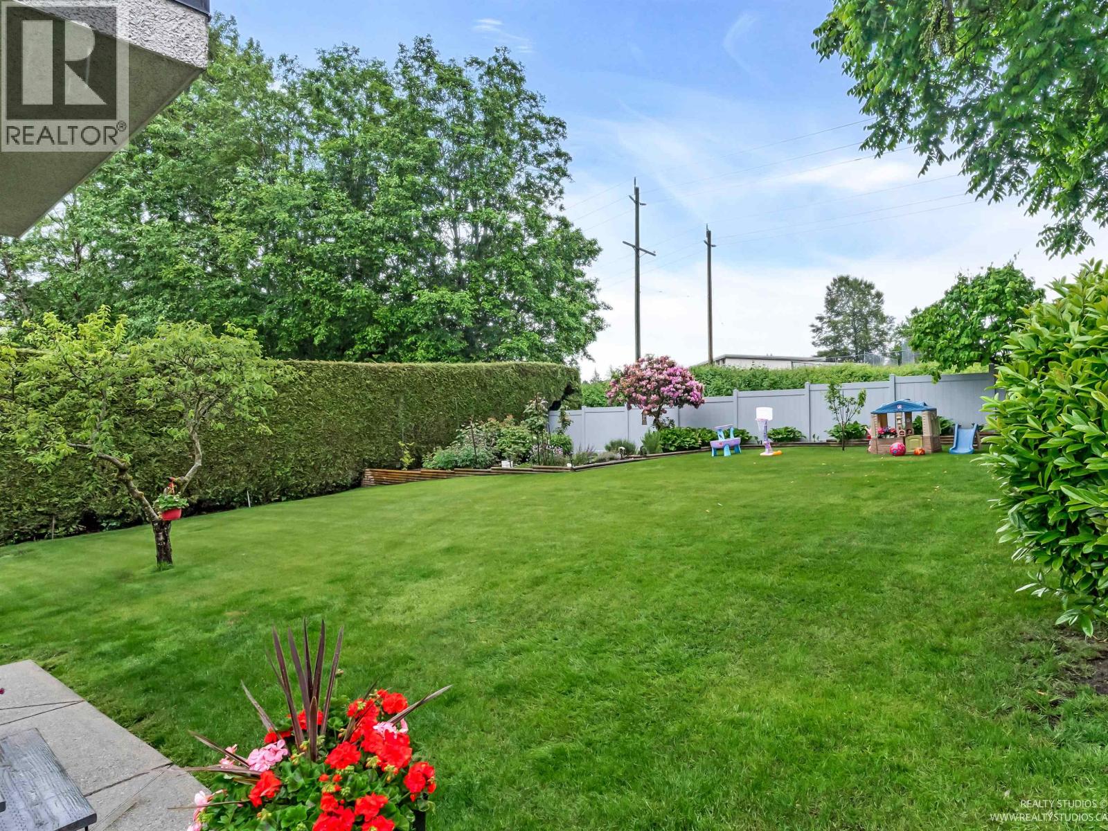 7774 Berkley Street, Burnaby, British Columbia  V5E 2J7 - Photo 33 - R3042934