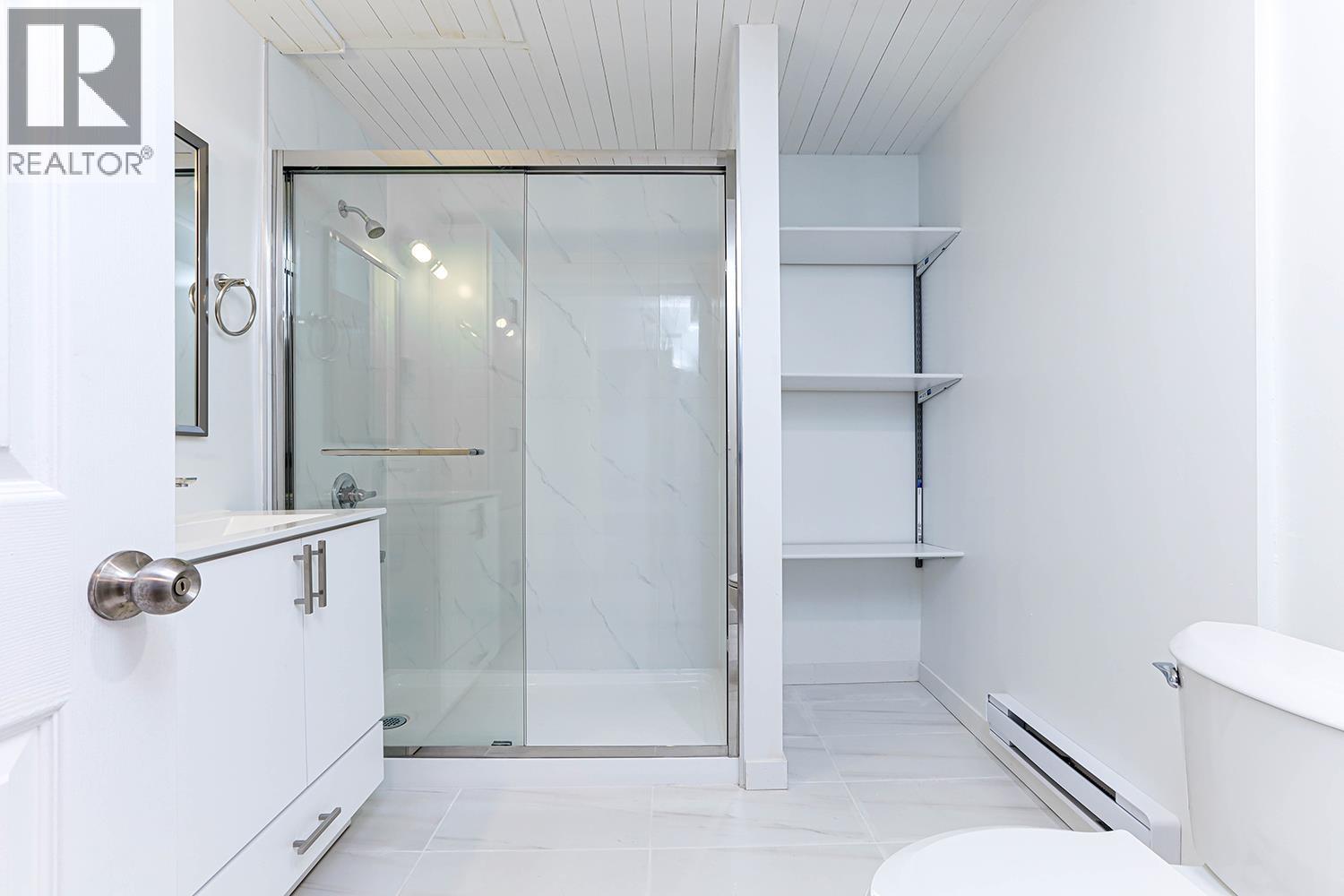 809 Duthie Avenue, Burnaby, British Columbia  V5A 2P9 - Photo 14 - R3043000