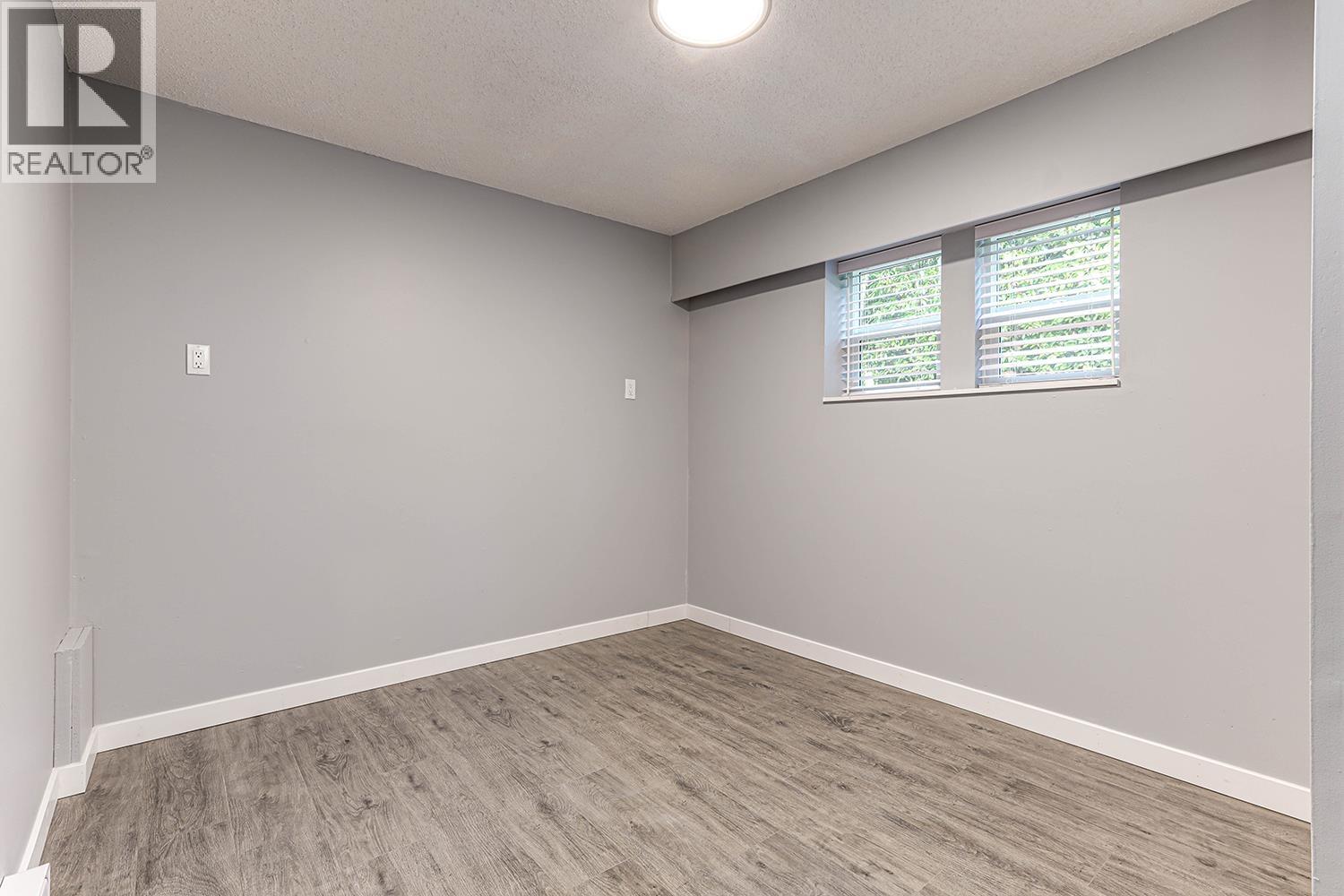 809 Duthie Avenue, Burnaby, British Columbia  V5A 2P9 - Photo 9 - R3043000