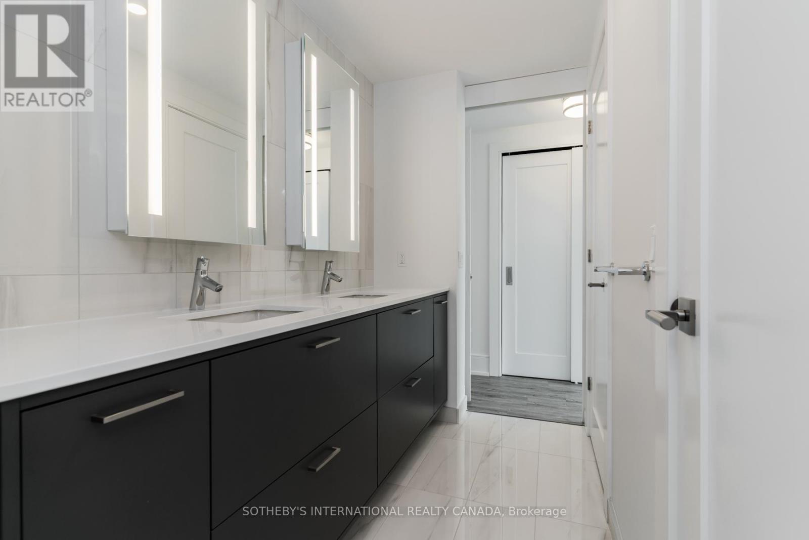 1101 - 10 Inn On The Park W, Toronto, Ontario  M3C 2J7 - Photo 32 - C12378019