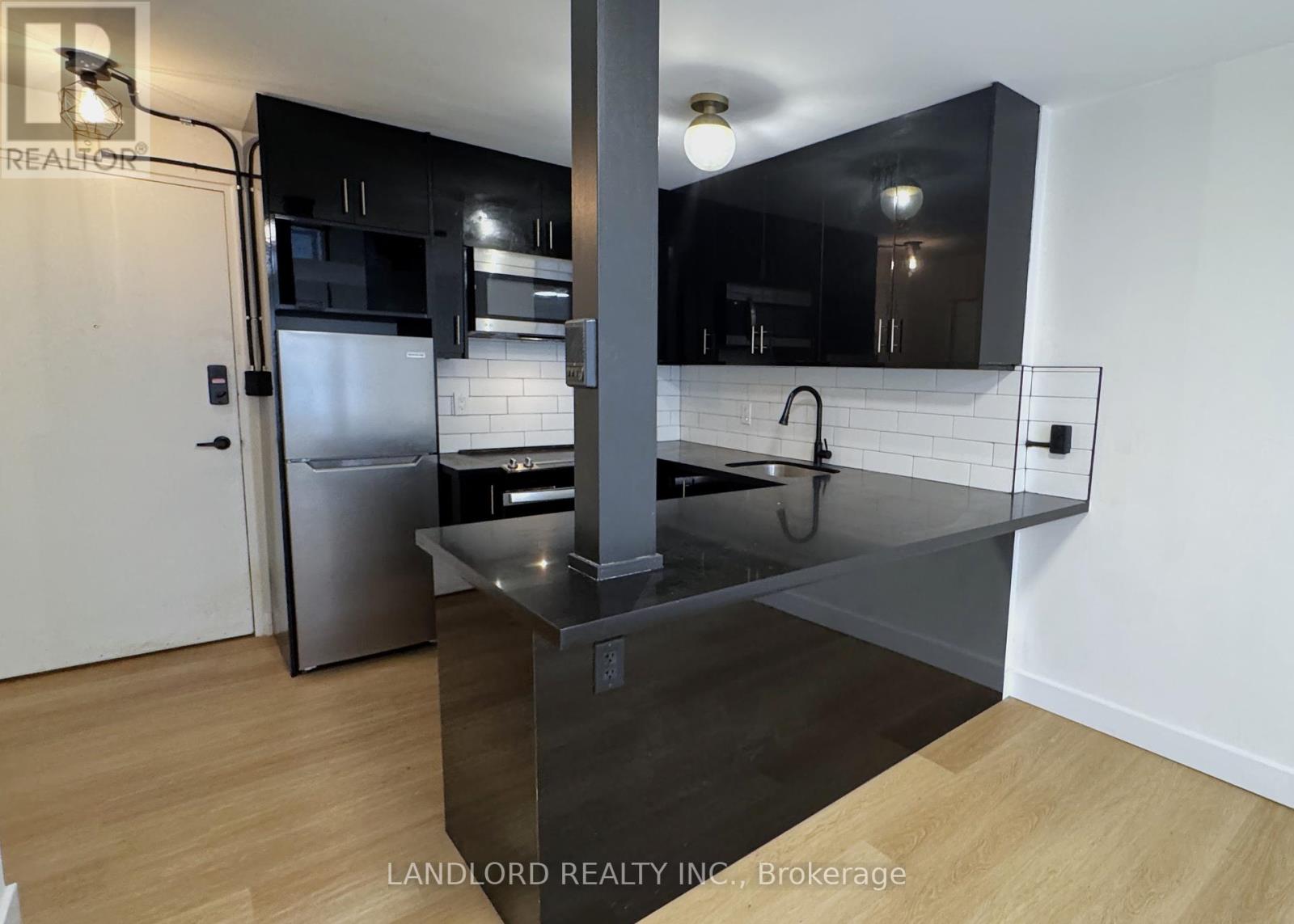 308 - 420 Eglinton Avenue E, Toronto, Ontario  M4P 1L8 - Photo 2 - C12378152