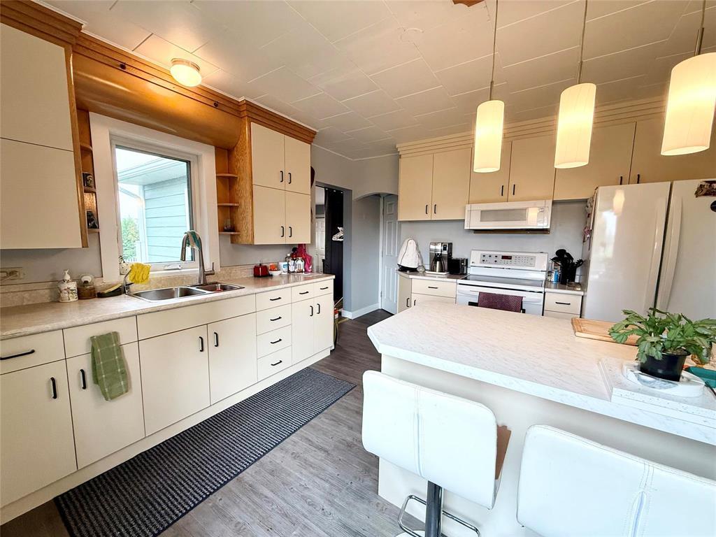242 Learners Street, Minitonas, Manitoba  R0L 1Z0 - Photo 25 - 202522076