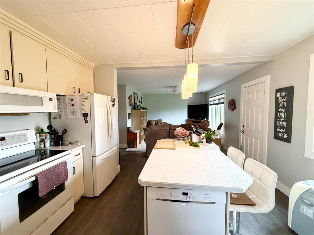 242 Learners Street, Minitonas, Manitoba  R0L 1Z0 - Photo 28 - 202522076