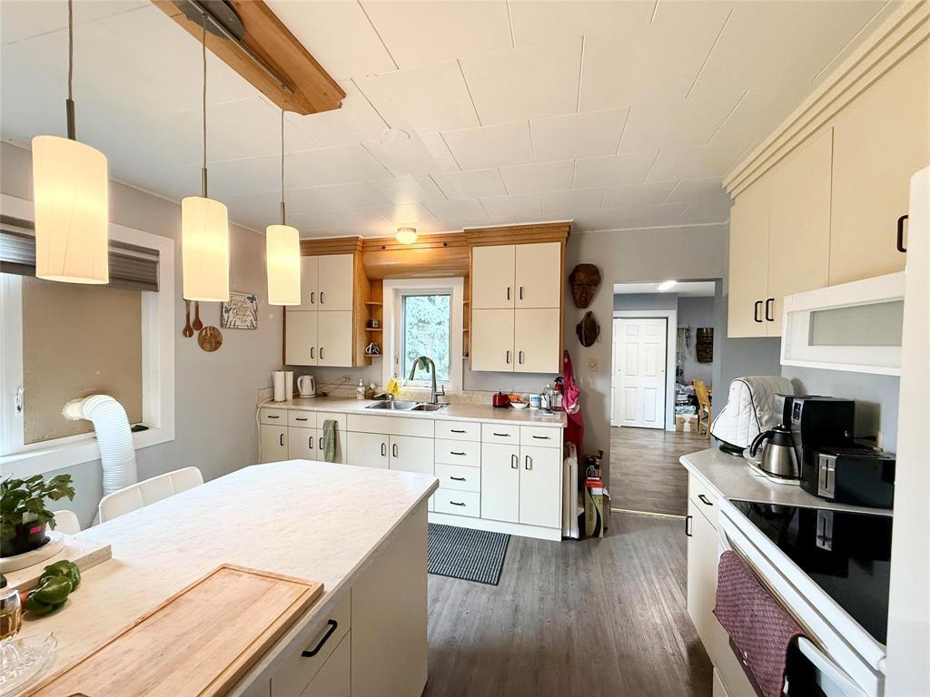 242 Learners Street, Minitonas, Manitoba  R0L 1Z0 - Photo 30 - 202522076