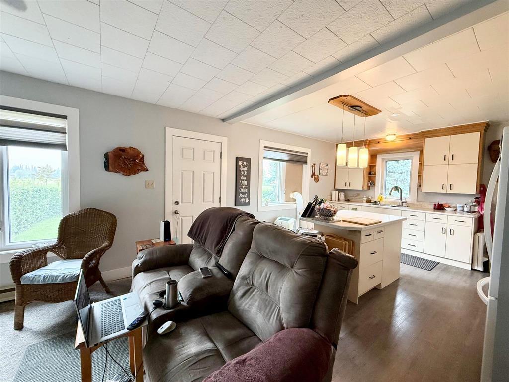 242 Learners Street, Minitonas, Manitoba  R0L 1Z0 - Photo 31 - 202522076