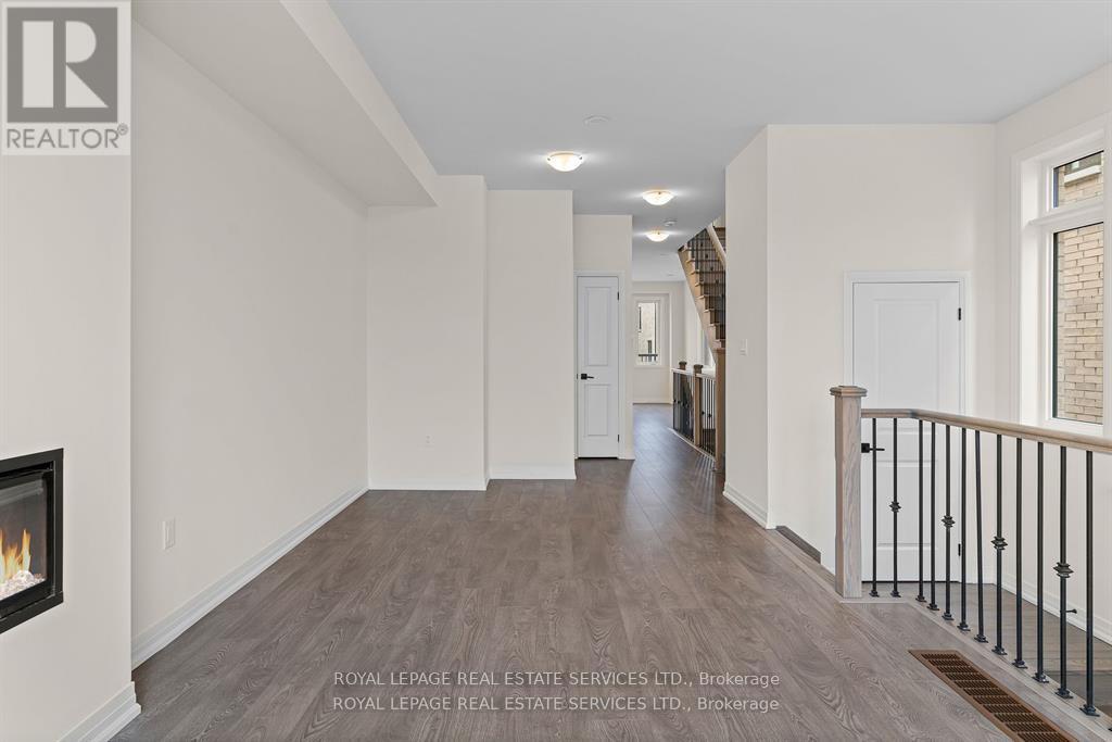 27 Cherry Hill Lane, Barrie (Painswick South), Ontario  L4N 6K7 - Photo 11 - S12378090