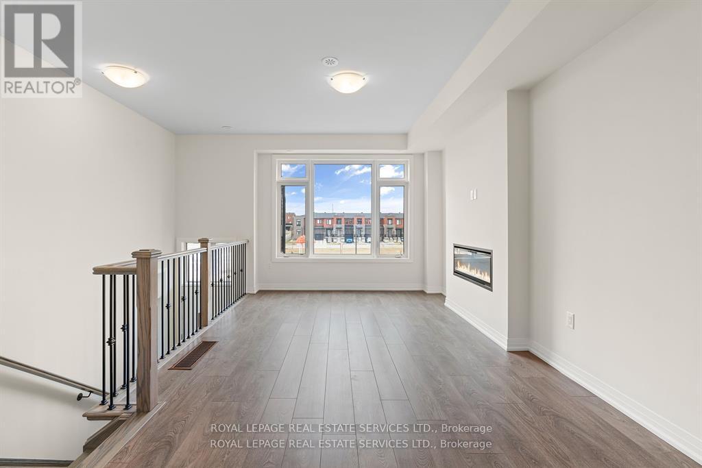 27 Cherry Hill Lane, Barrie (Painswick South), Ontario  L4N 6K7 - Photo 14 - S12378090