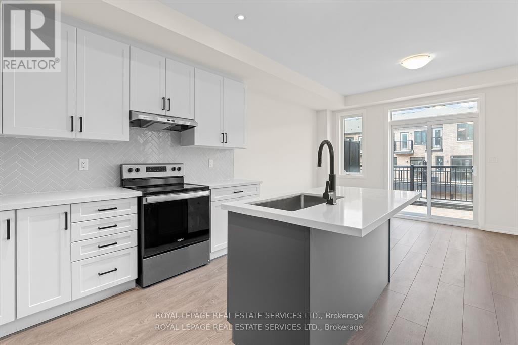 27 Cherry Hill Lane, Barrie (Painswick South), Ontario  L4N 6K7 - Photo 21 - S12378090