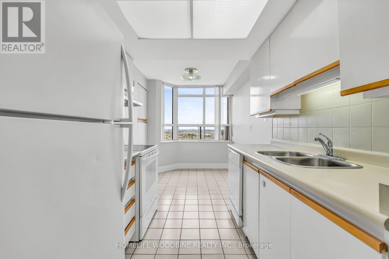 2101 - 30 Malta Avenue, Brampton, Ontario  L6Y 4S5 - Photo 14 - W12377977