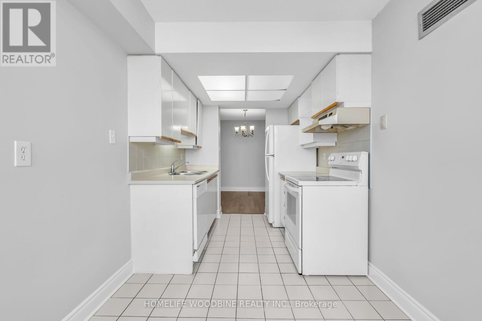 2101 - 30 Malta Avenue, Brampton, Ontario  L6Y 4S5 - Photo 16 - W12377977