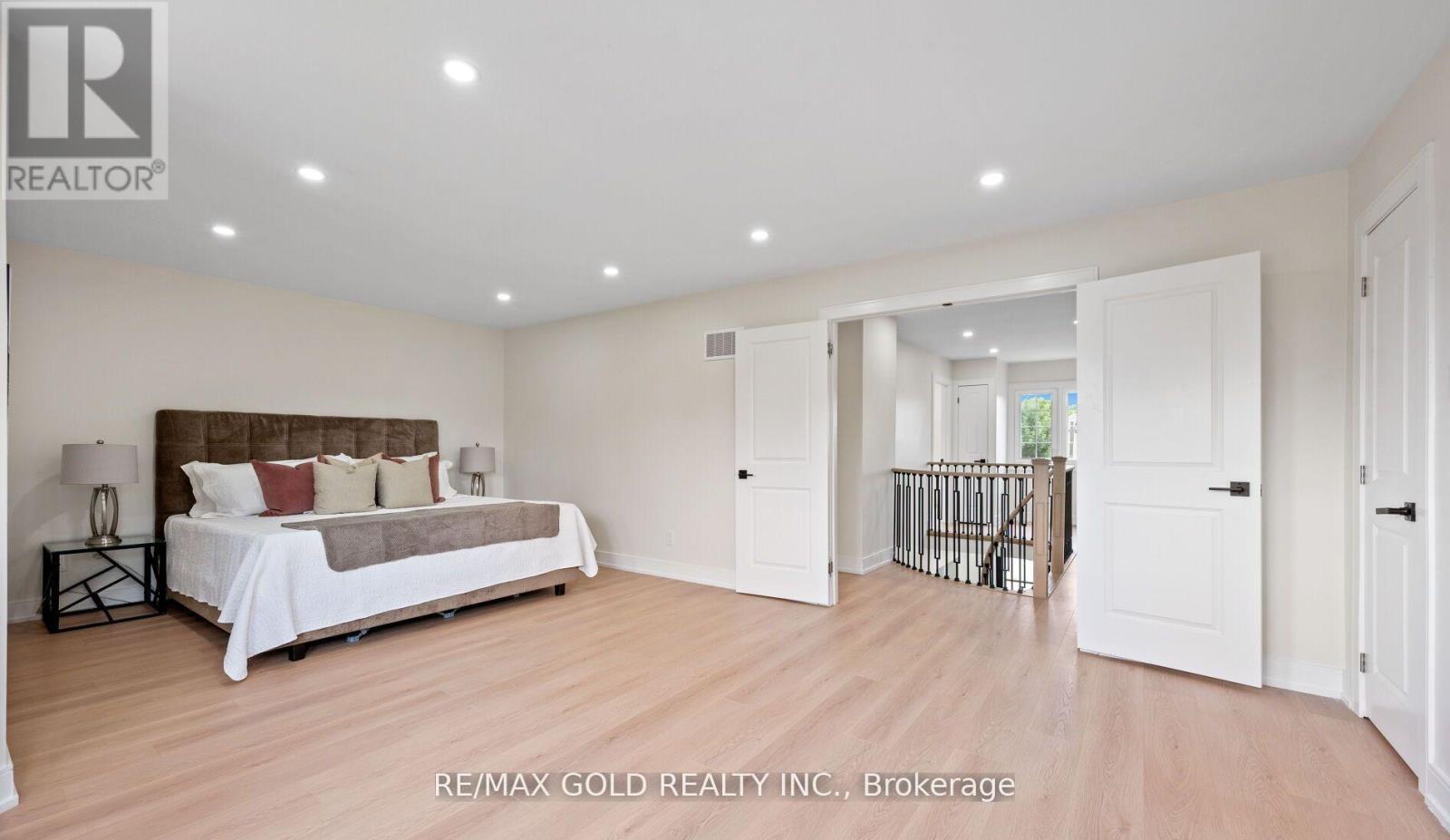 68 Blackwell Place, Brampton, Ontario  L6W 4L8 - Photo 16 - W12378018