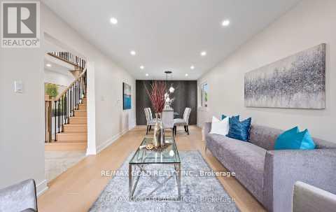 68 Blackwell Place, Brampton, Ontario  L6W 4L8 - Photo 5 - W12378018