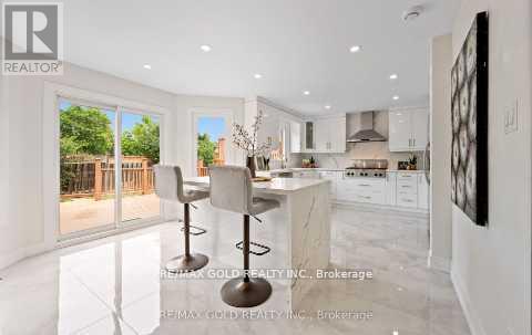 68 Blackwell Place, Brampton, Ontario  L6W 4L8 - Photo 9 - W12378018
