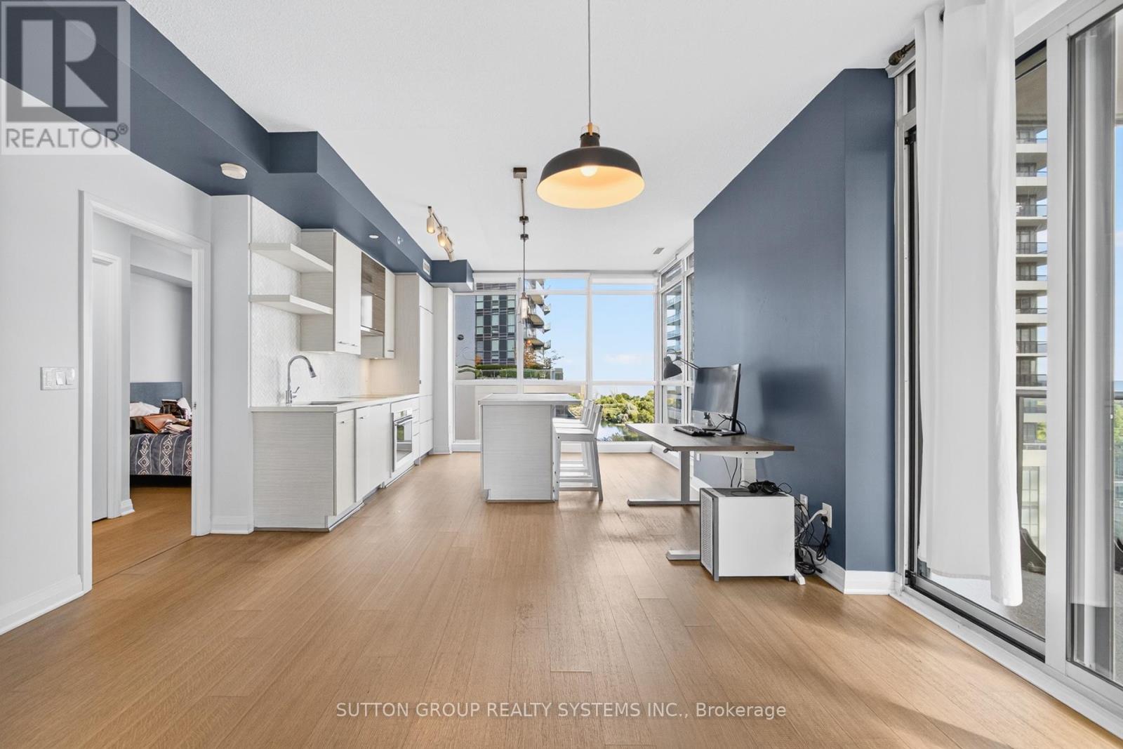 815 - 60 Annie Craig Drive, Toronto, Ontario  M8V 0C5 - Photo 13 - W12378094