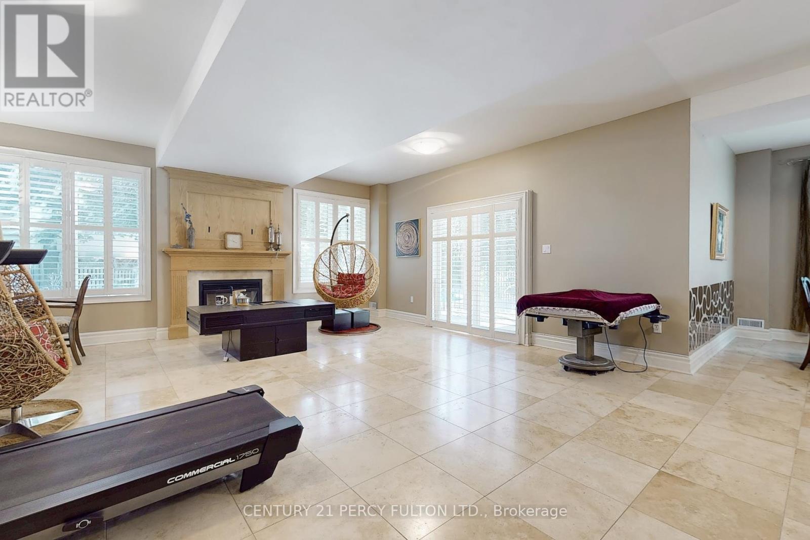 1832 Chesbro Court, Mississauga, Ontario  L5H 4H2 - Photo 30 - W12378097