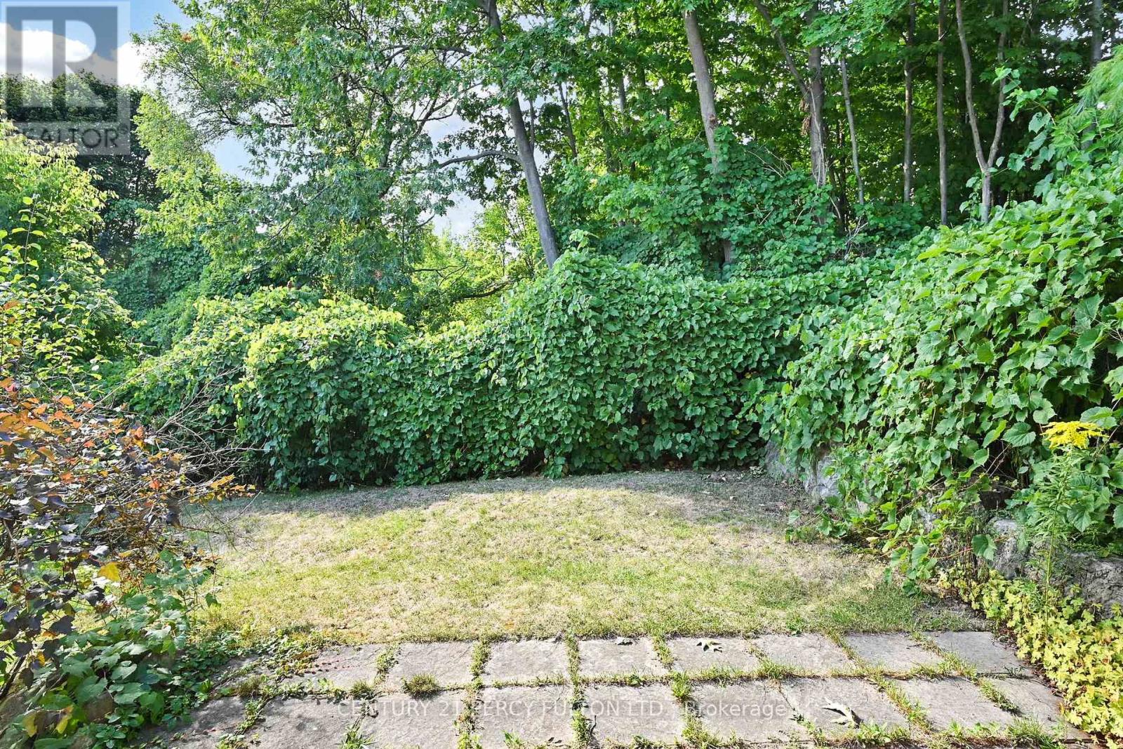 1832 Chesbro Court, Mississauga, Ontario  L5H 4H2 - Photo 42 - W12378097