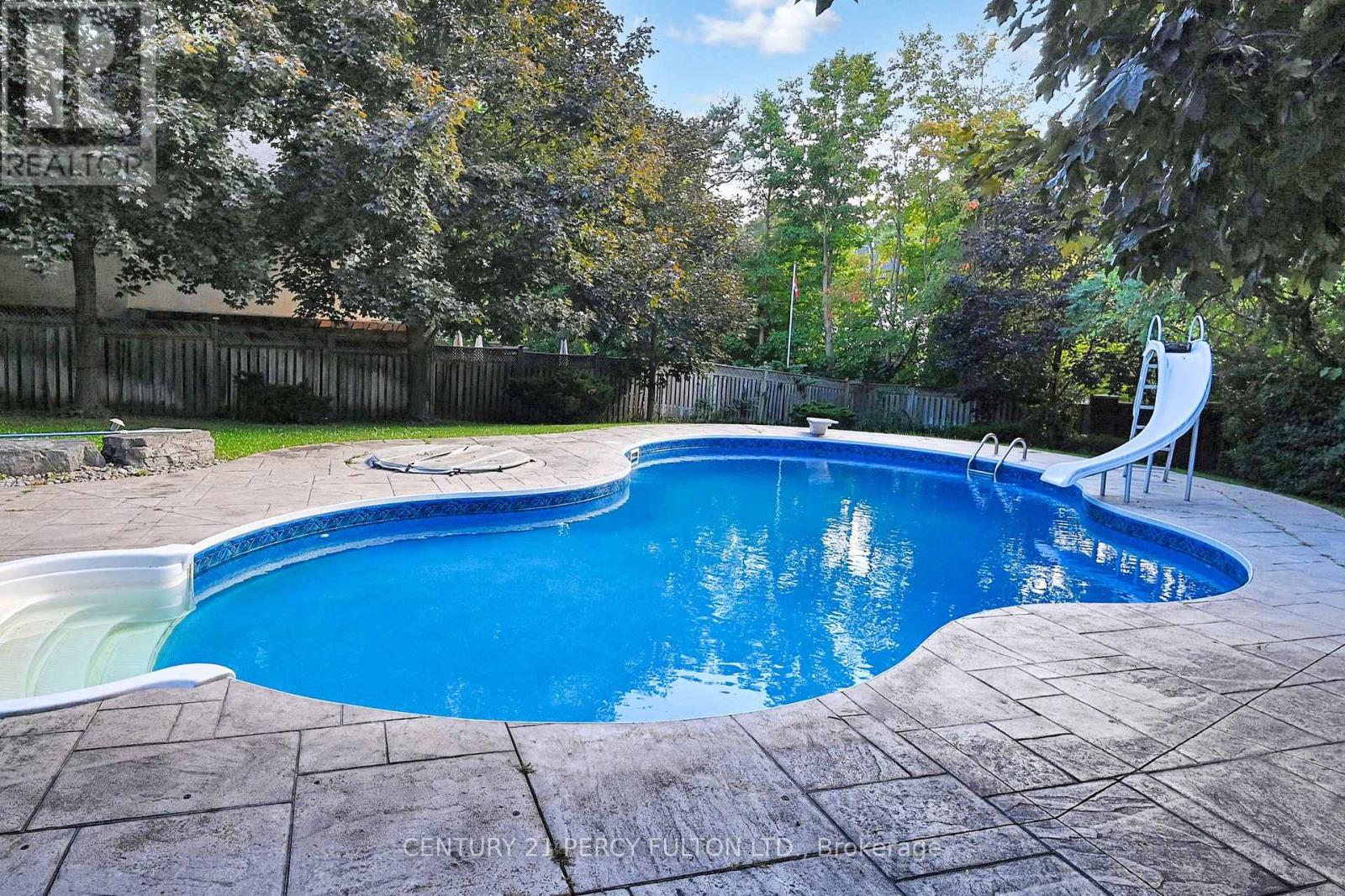1832 Chesbro Court, Mississauga, Ontario  L5H 4H2 - Photo 48 - W12378097