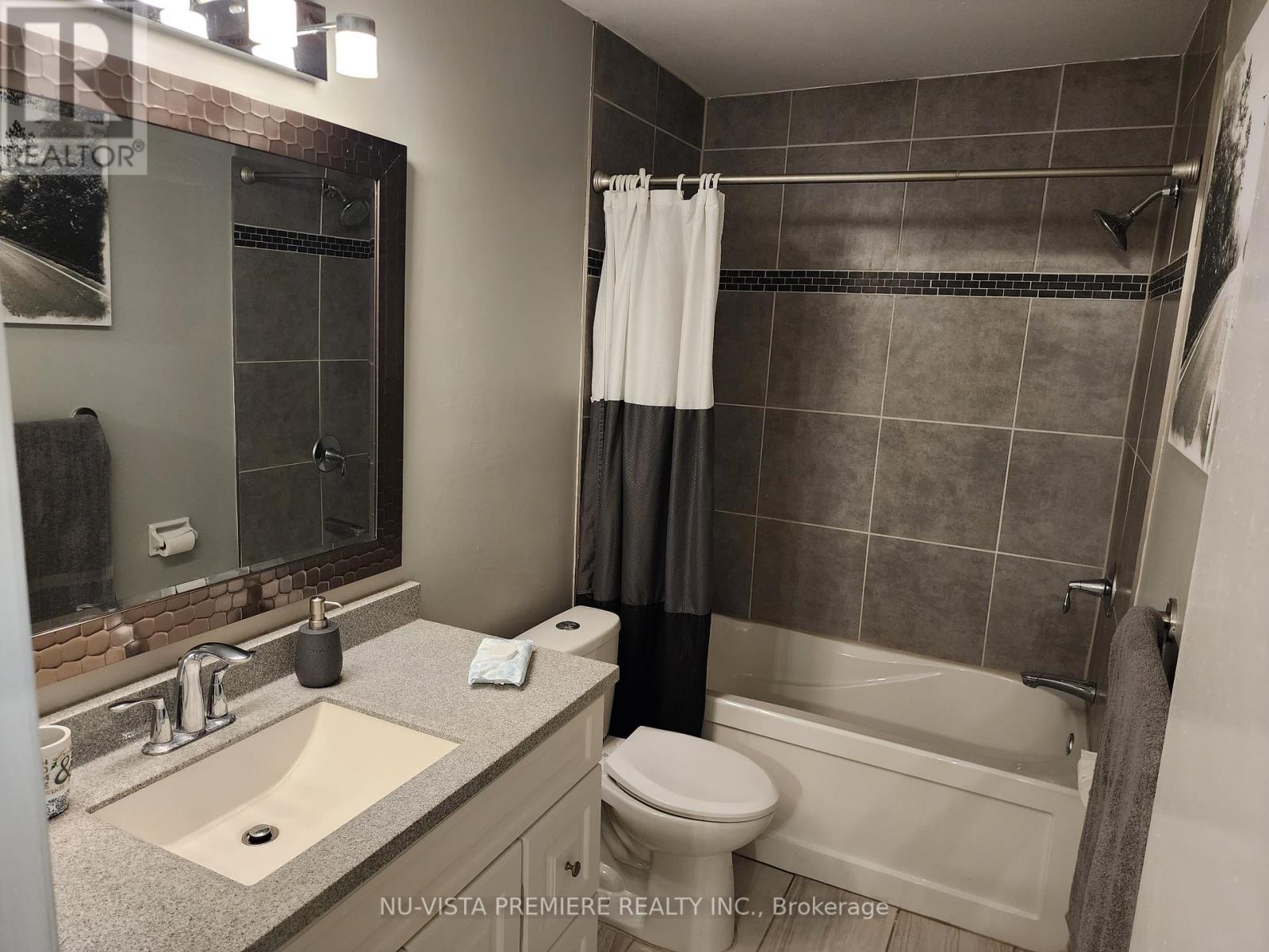 344 Homestead Court N, London North, Ontario  N6G 2E9 - Photo 8 - X12376276
