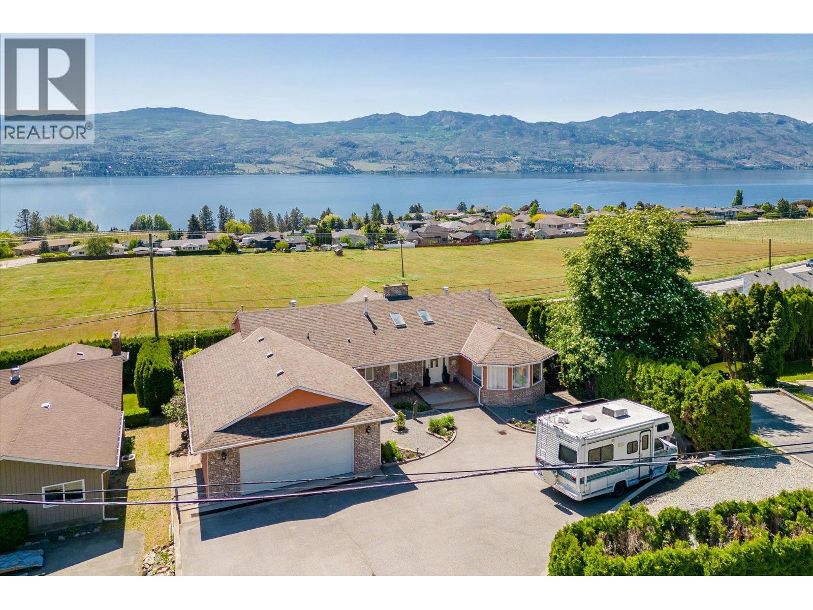 1115 Gregory Road, west kelowna, British Columbia