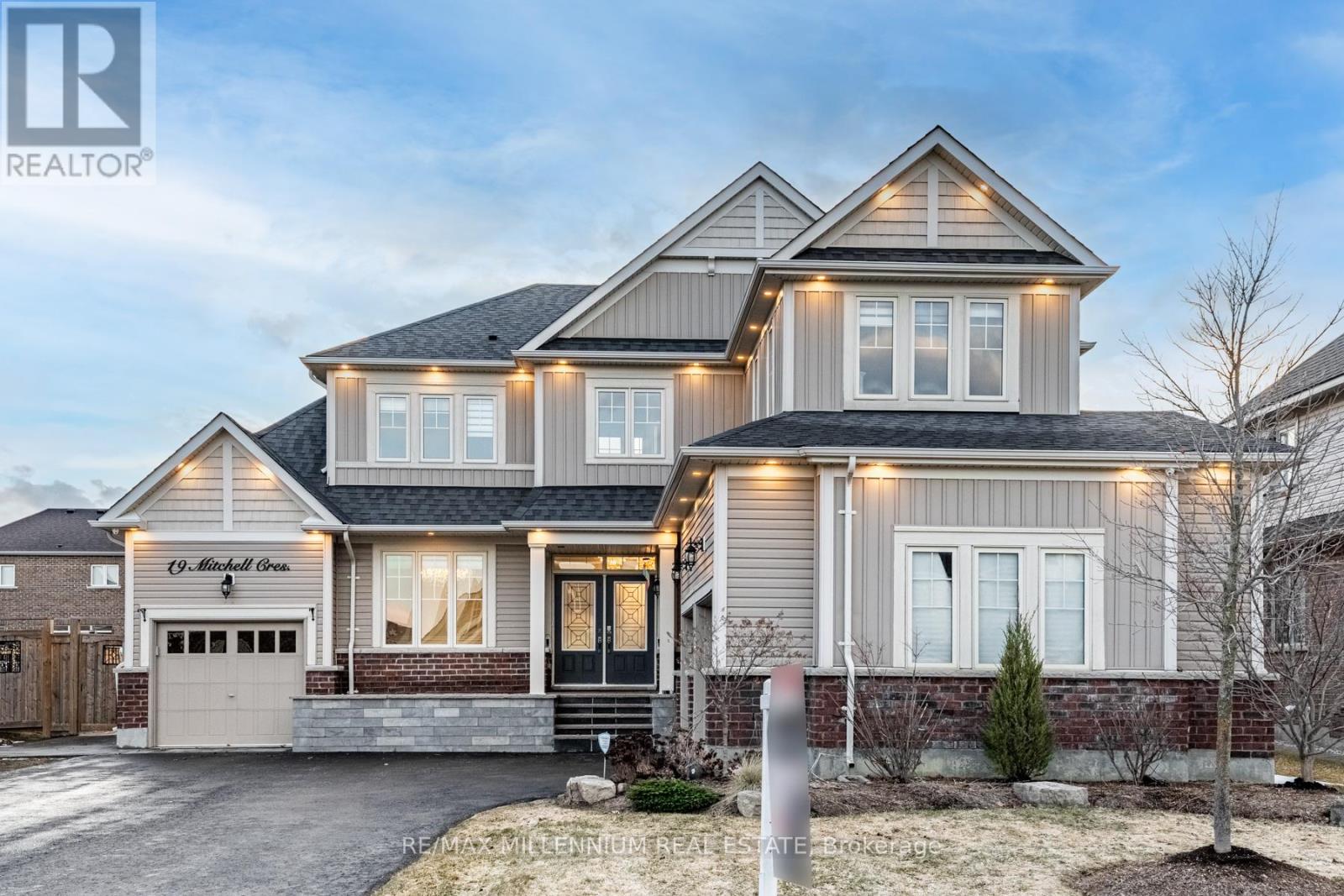 19 Mitchell Crescent, Mono, Ontario  L9W 2Z2 - Photo 2 - X12377982