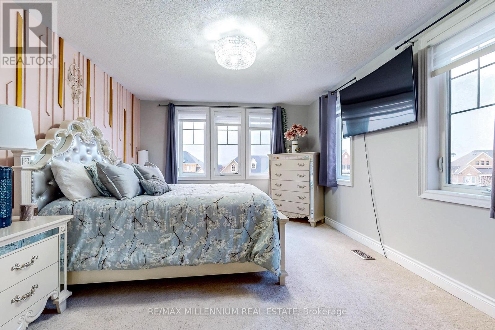 19 Mitchell Crescent, Mono, Ontario  L9W 2Z2 - Photo 33 - X12377982