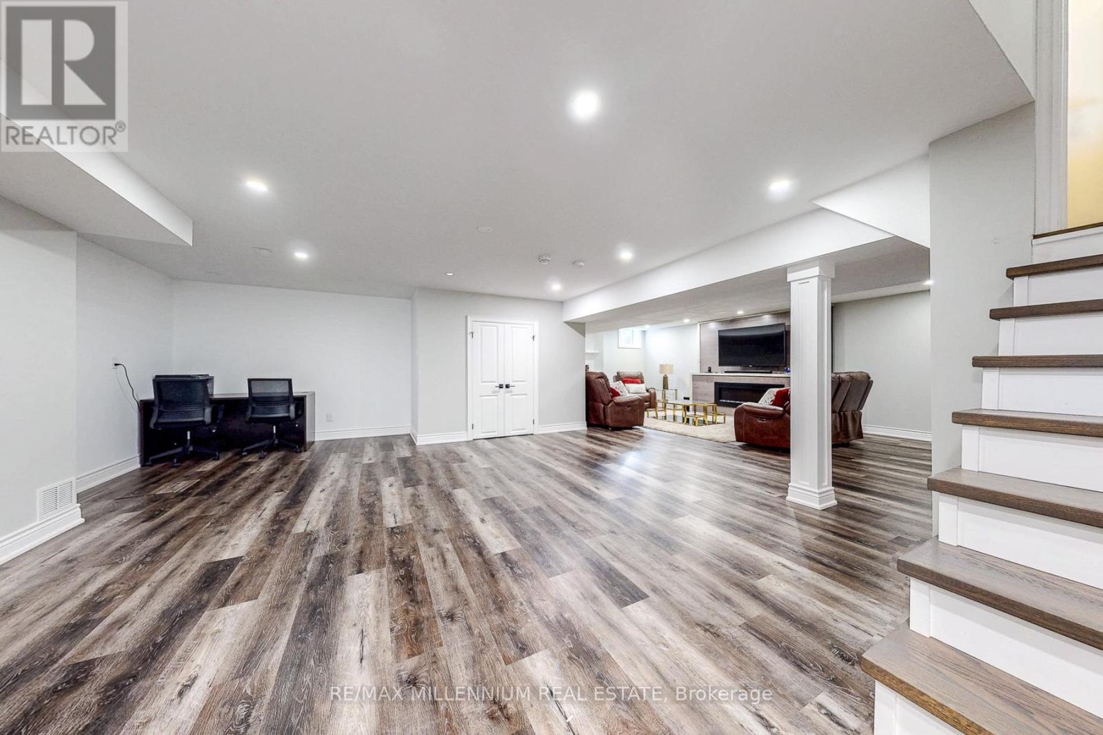 19 Mitchell Crescent, Mono, Ontario  L9W 2Z2 - Photo 39 - X12377982