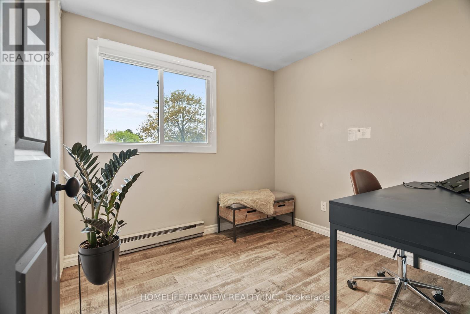 333 Preston Parkway, Cambridge, Ontario  N3H 4Z4 - Photo 7 - X12378054