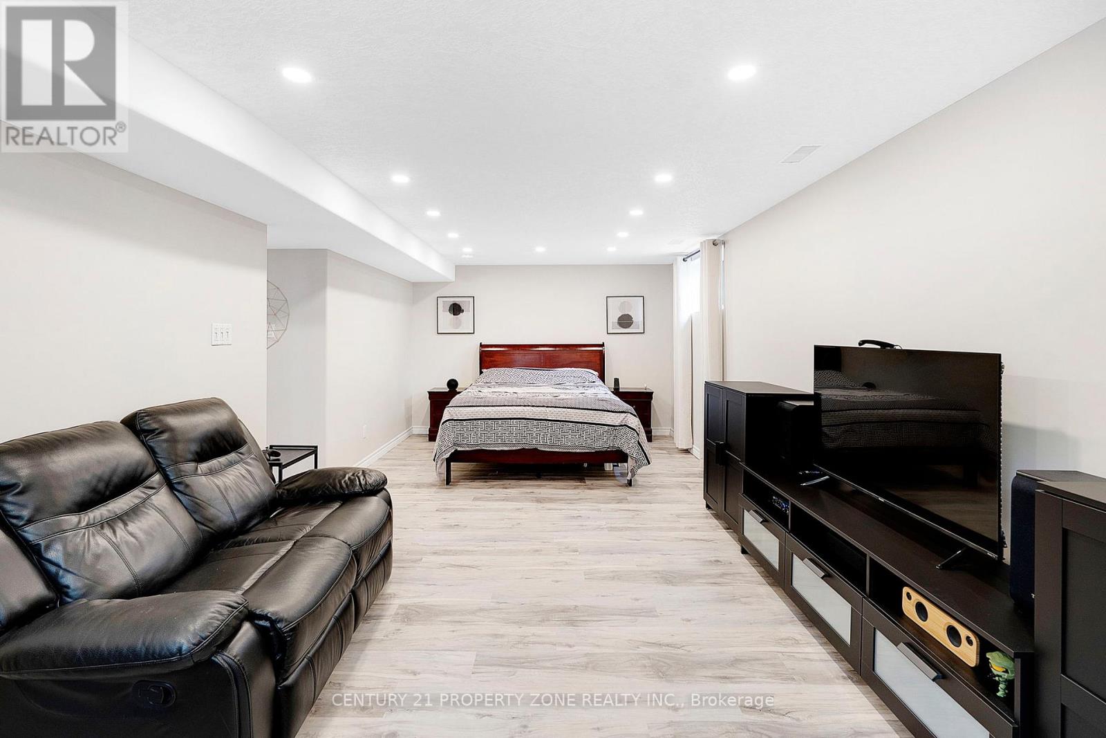 187 Winston Boulevard, Cambridge, Ontario  N3C 1M1 - Photo 18 - X12378076