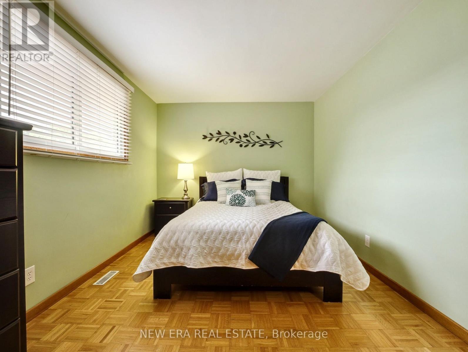 3311 Fairway Road, Niagara Falls, Ontario  L2J 3R5 - Photo 22 - X12378099