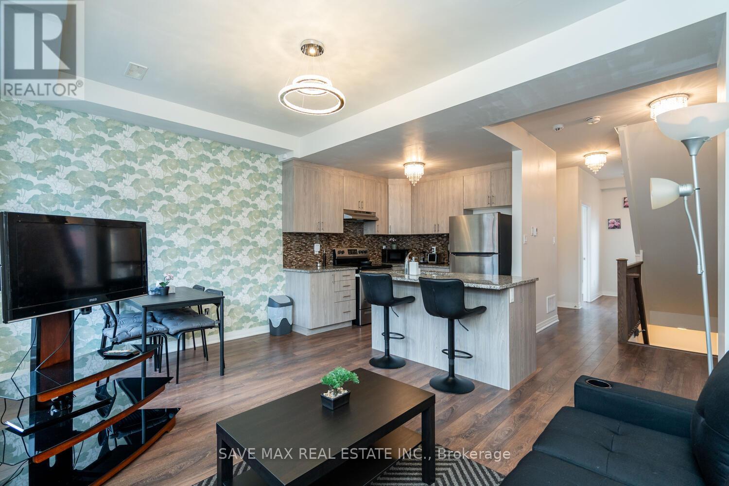 46 - 2 Willow Street, Brant (Paris), Ontario  N3L 0K7 - Photo 11 - X12378131