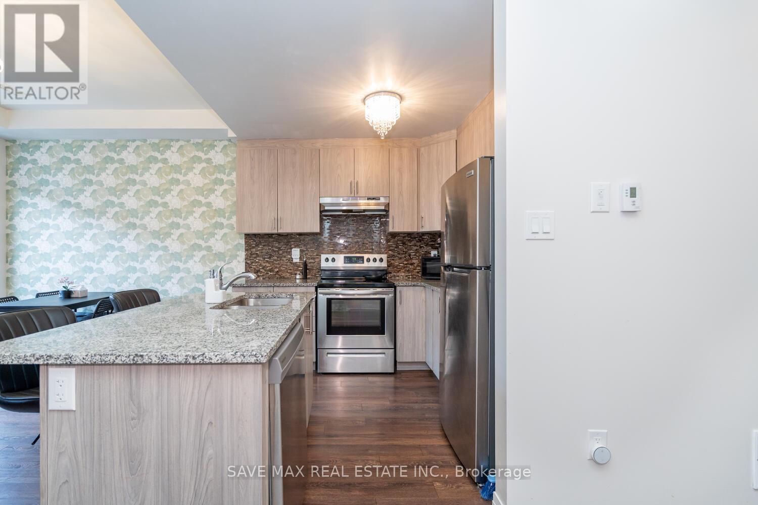 46 - 2 Willow Street, Brant (Paris), Ontario  N3L 0K7 - Photo 5 - X12378131