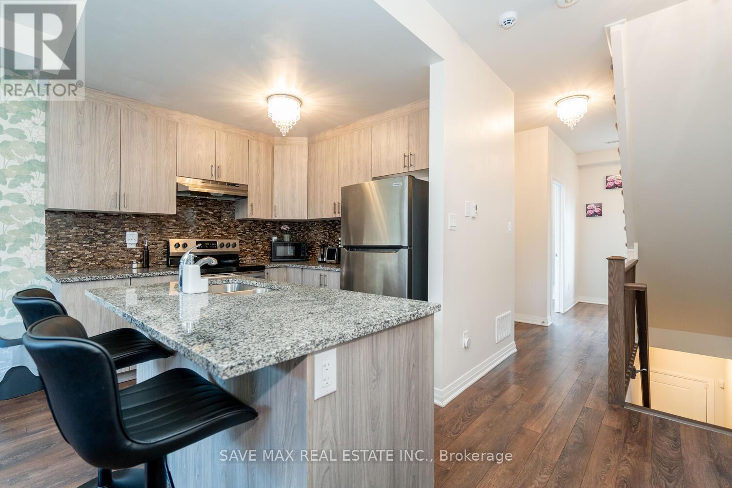46 - 2 Willow Street, Brant (Paris), Ontario  N3L 0K7 - Photo 6 - X12378131