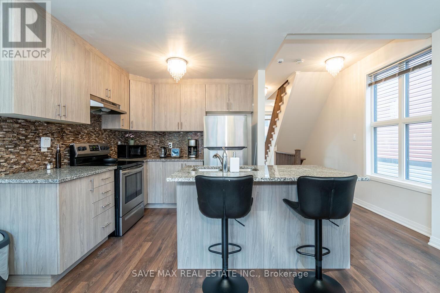 46 - 2 Willow Street, Brant (Paris), Ontario  N3L 0K7 - Photo 7 - X12378131