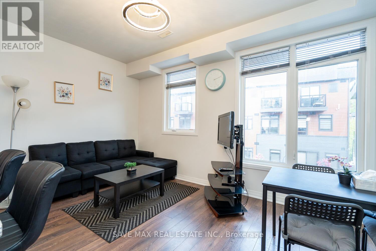 46 - 2 Willow Street, Brant (Paris), Ontario  N3L 0K7 - Photo 8 - X12378131