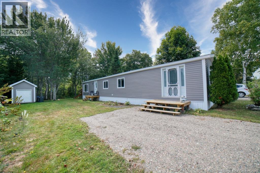 235 Poplar, Beresford, New Brunswick  E8K 1E5 - Photo 4 - NB113863