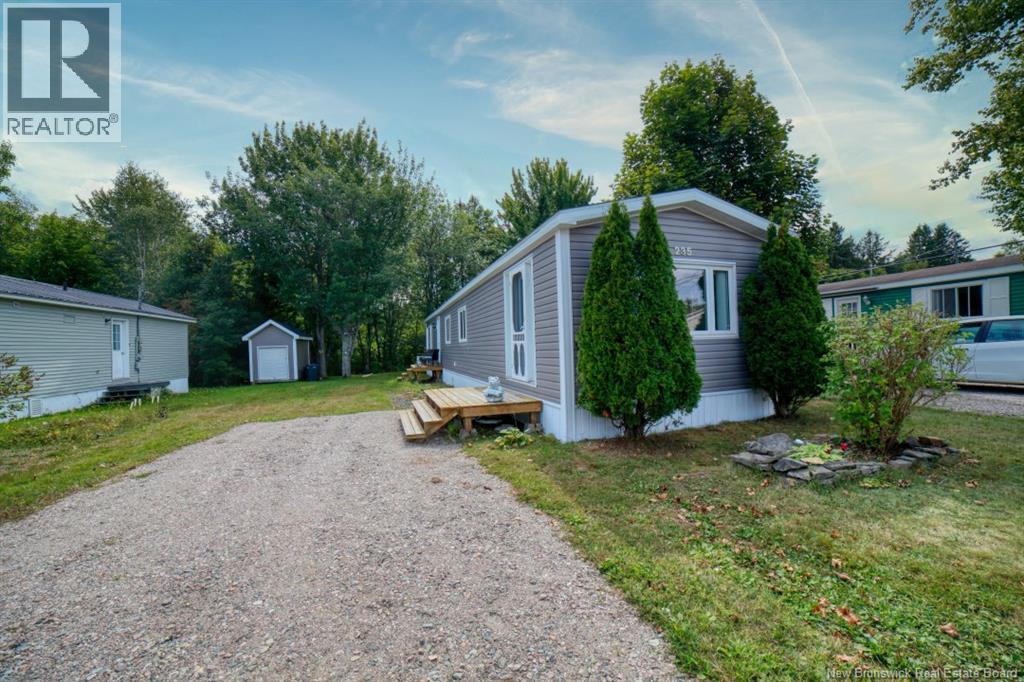 235 Poplar, Beresford, New Brunswick  E8K 1E5 - Photo 5 - NB113863