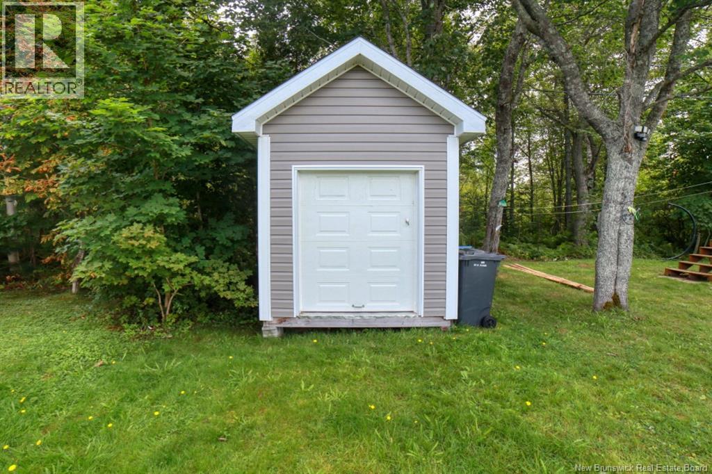 235 Poplar, Beresford, New Brunswick  E8K 1E5 - Photo 6 - NB113863