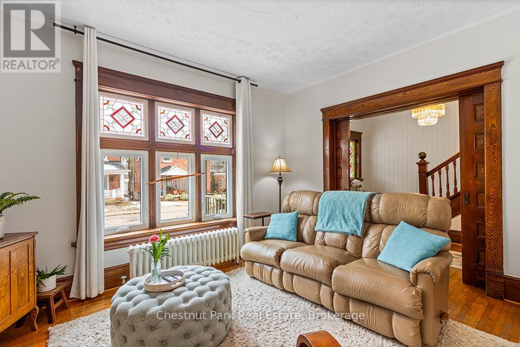 877 5th Avenue 'a' E, Owen Sound, Ontario  N4K 2T1 - Photo 2 - X12045203