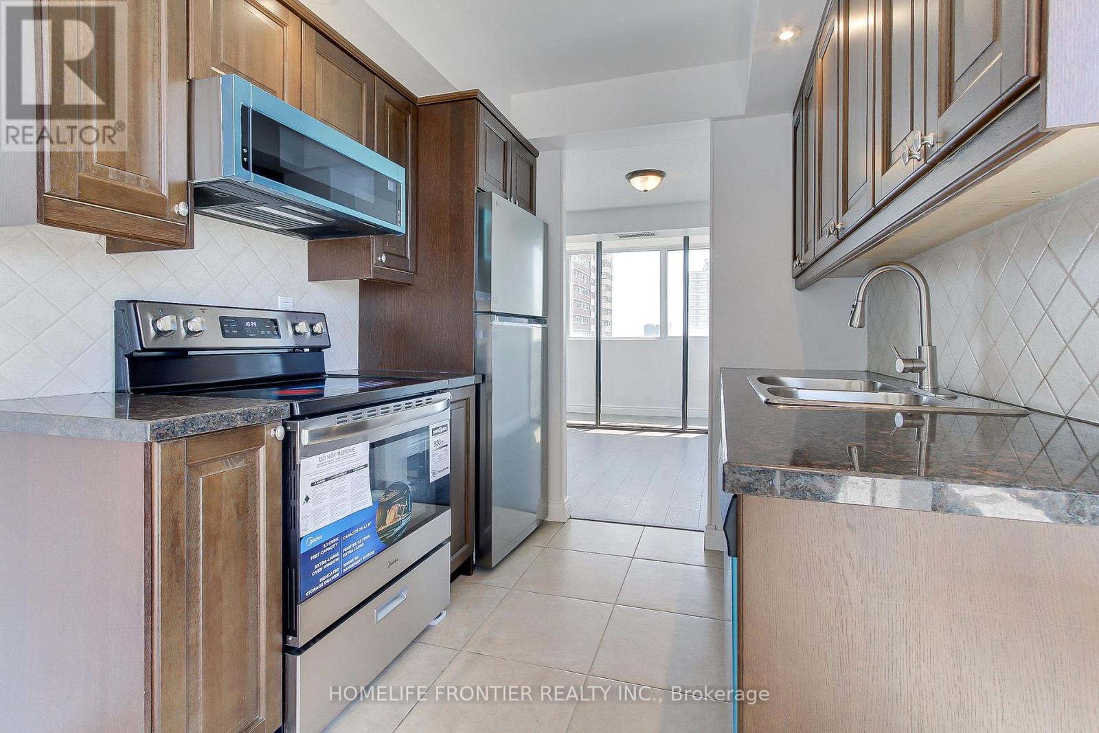 1906 - 80 Antibes Drive, Toronto (Westminster-Branson), Ontario  M2R 3N5 - Photo 14 - C12378166