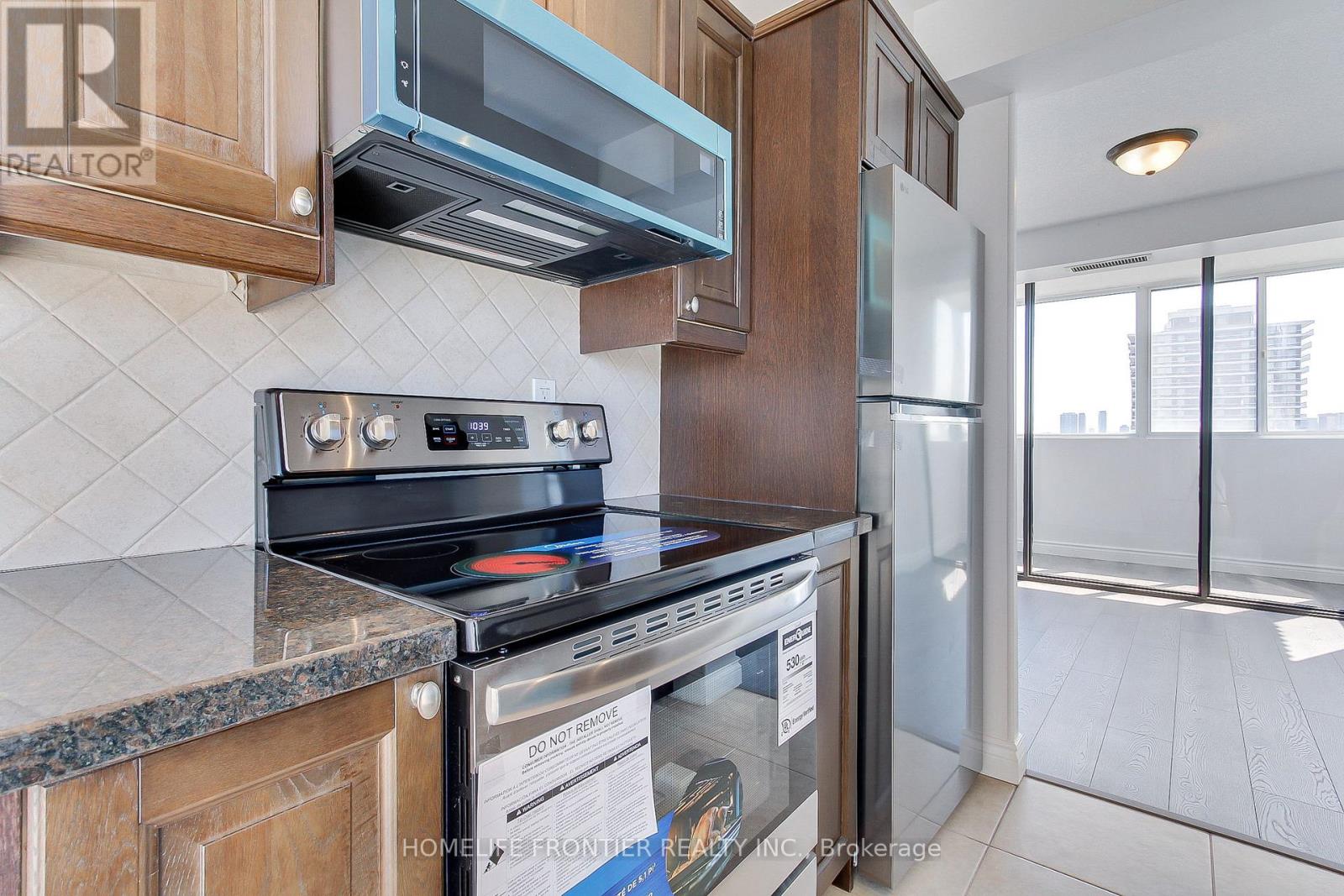 1906 - 80 Antibes Drive, Toronto (Westminster-Branson), Ontario  M2R 3N5 - Photo 15 - C12378166