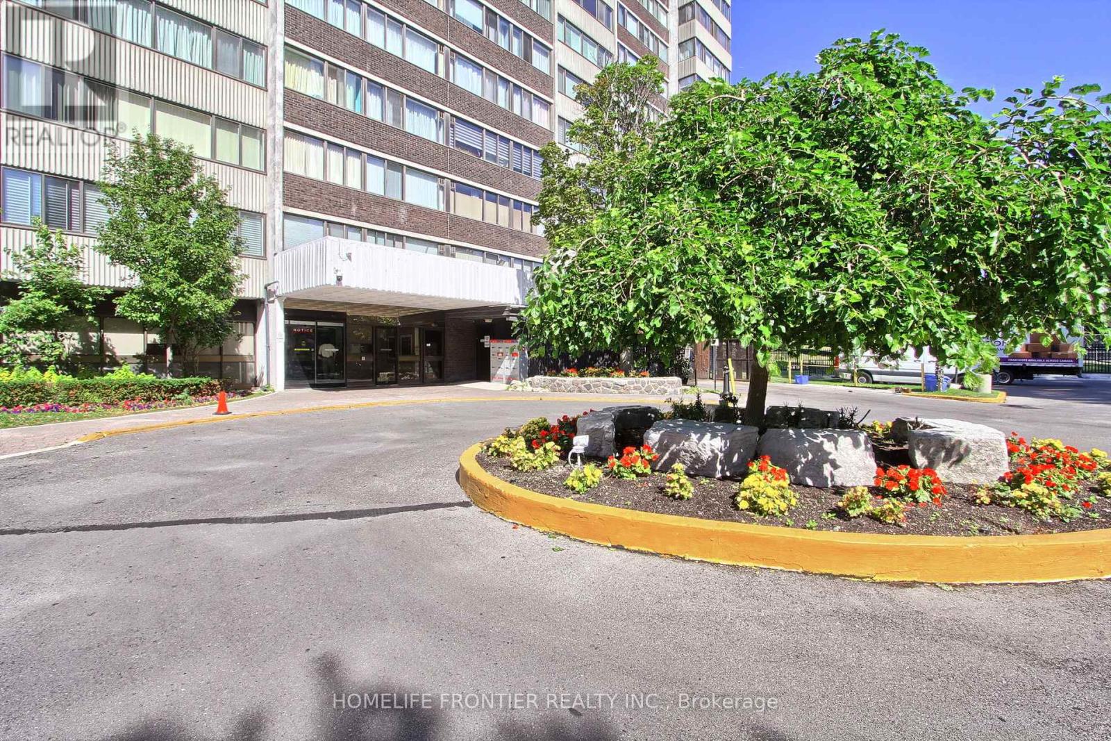 1906 - 80 Antibes Drive, Toronto (Westminster-Branson), Ontario  M2R 3N5 - Photo 2 - C12378166