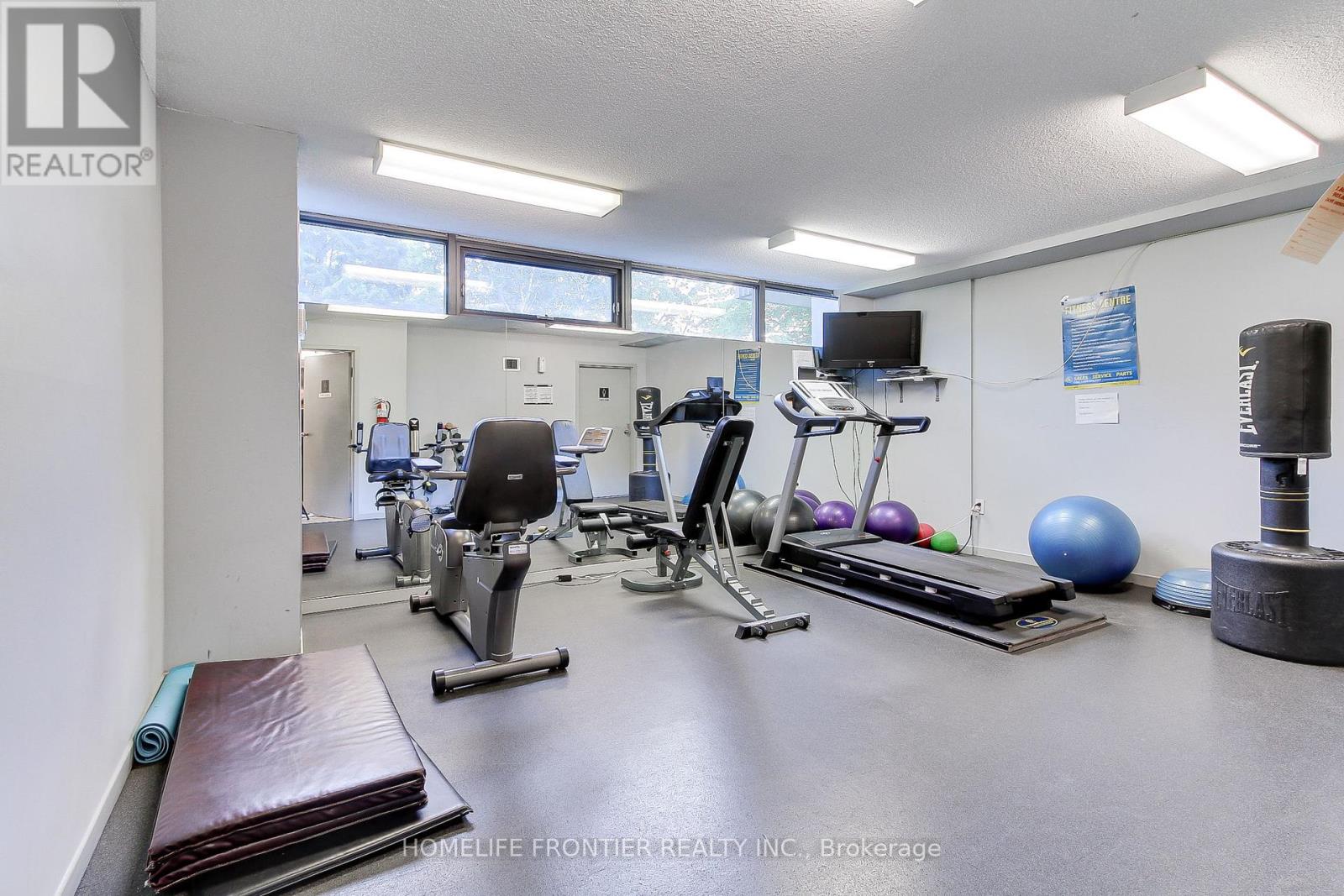 1906 - 80 Antibes Drive, Toronto (Westminster-Branson), Ontario  M2R 3N5 - Photo 35 - C12378166